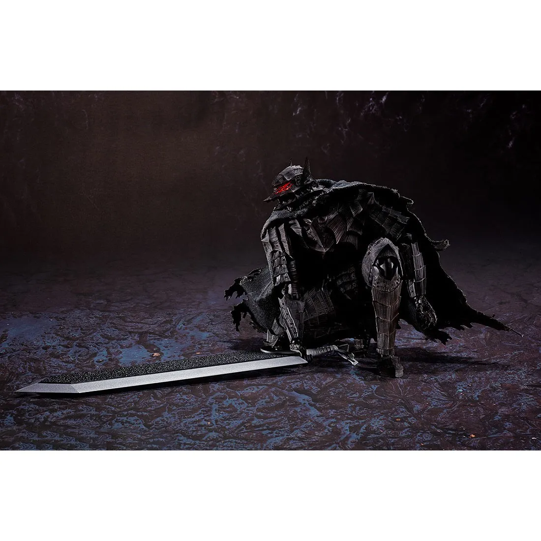 Bandai S.H. Figuarts Berserk Guts Berserker Armor Heat Of Passion Figure (black)