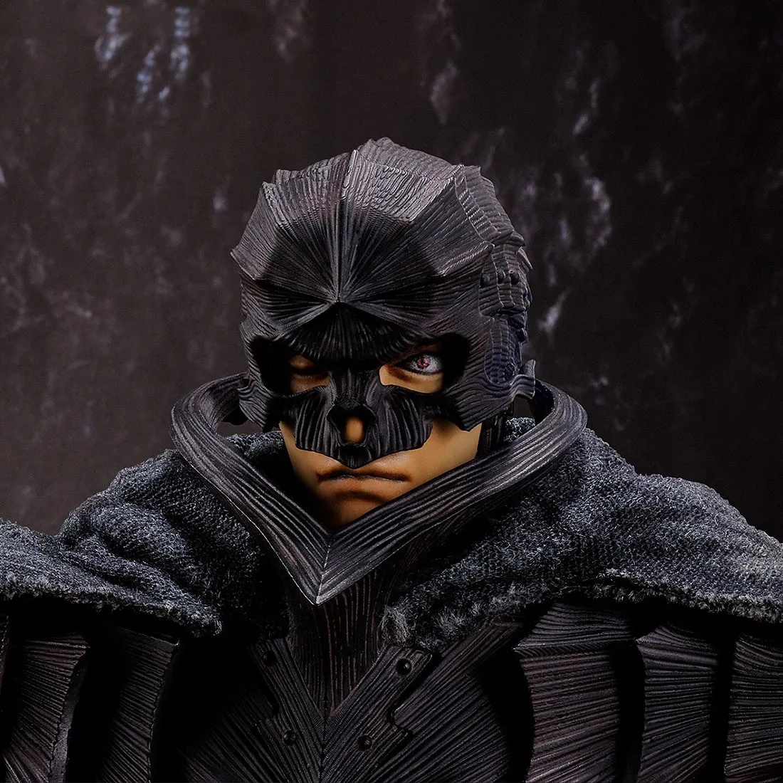 Bandai S.H. Figuarts Berserk Guts Berserker Armor Heat Of Passion Figure (black)