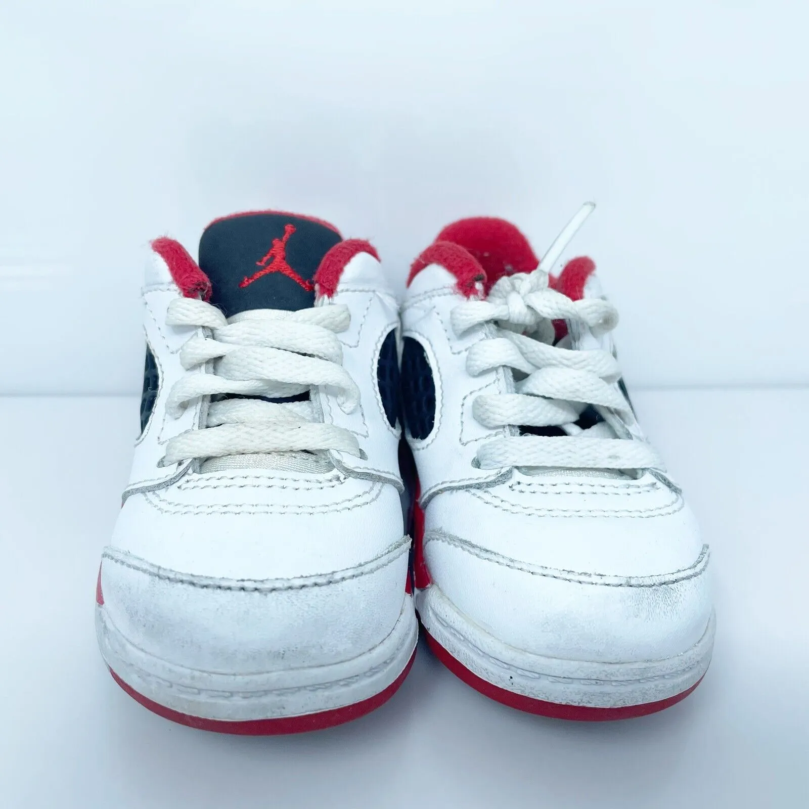 Nike Boys Air Jordan 5 314340-101 White Basketball Shoes Sneakers Size 5C