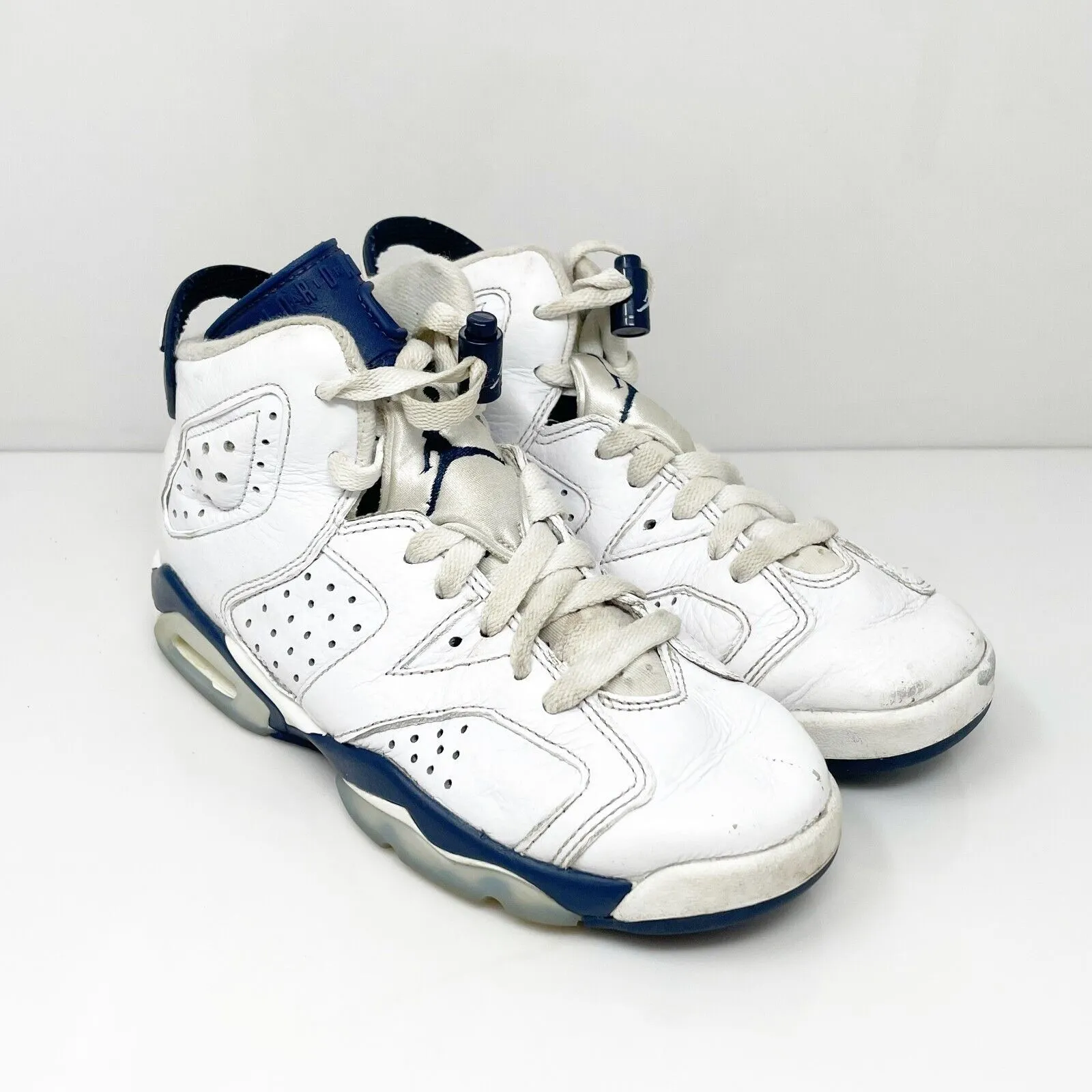 Nike Boys Air Jordan 6 384665-141 White Basketball Shoes Sneakers Size 3.5Y