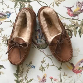 Ugg Tan Shearling Slippers: Size 13